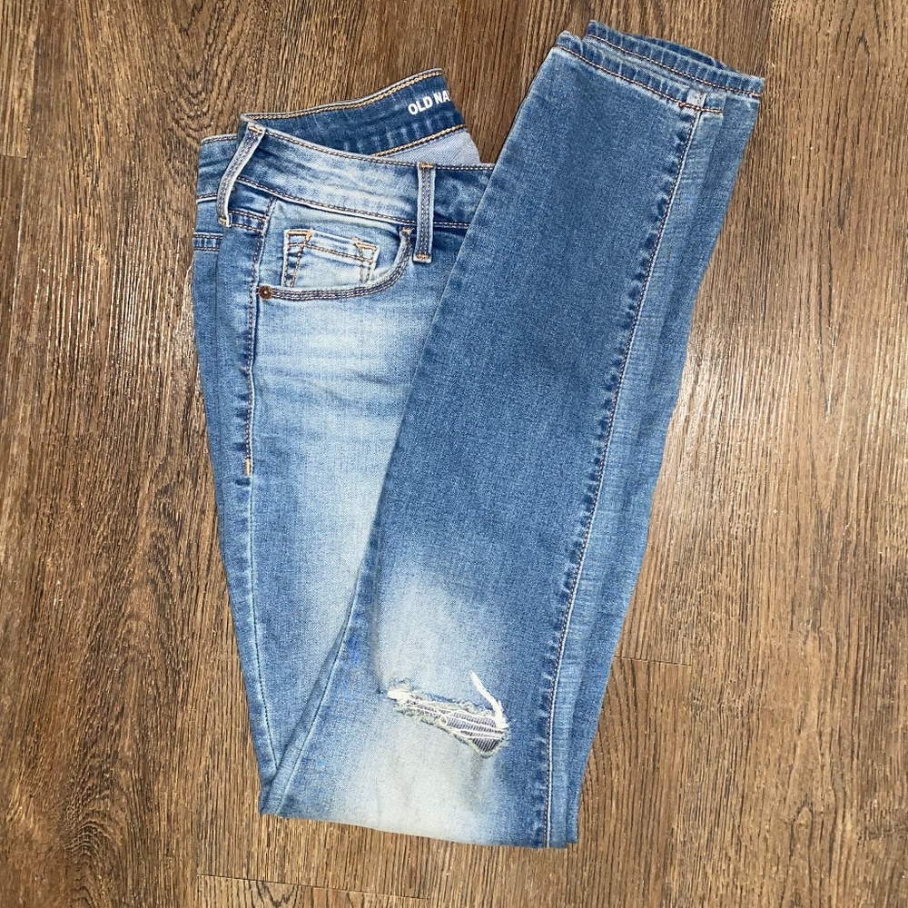 Ripped Skinny Jeans